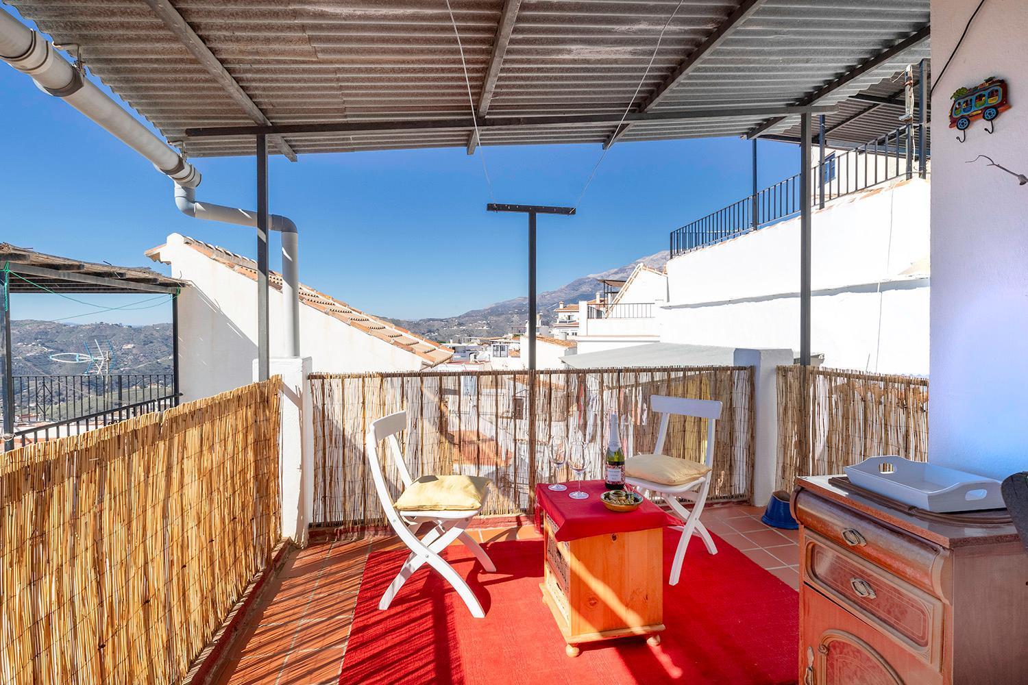 Casa Marlo, Spacious House In The Lively Centre Of Cómpeta Dış mekan fotoğraf