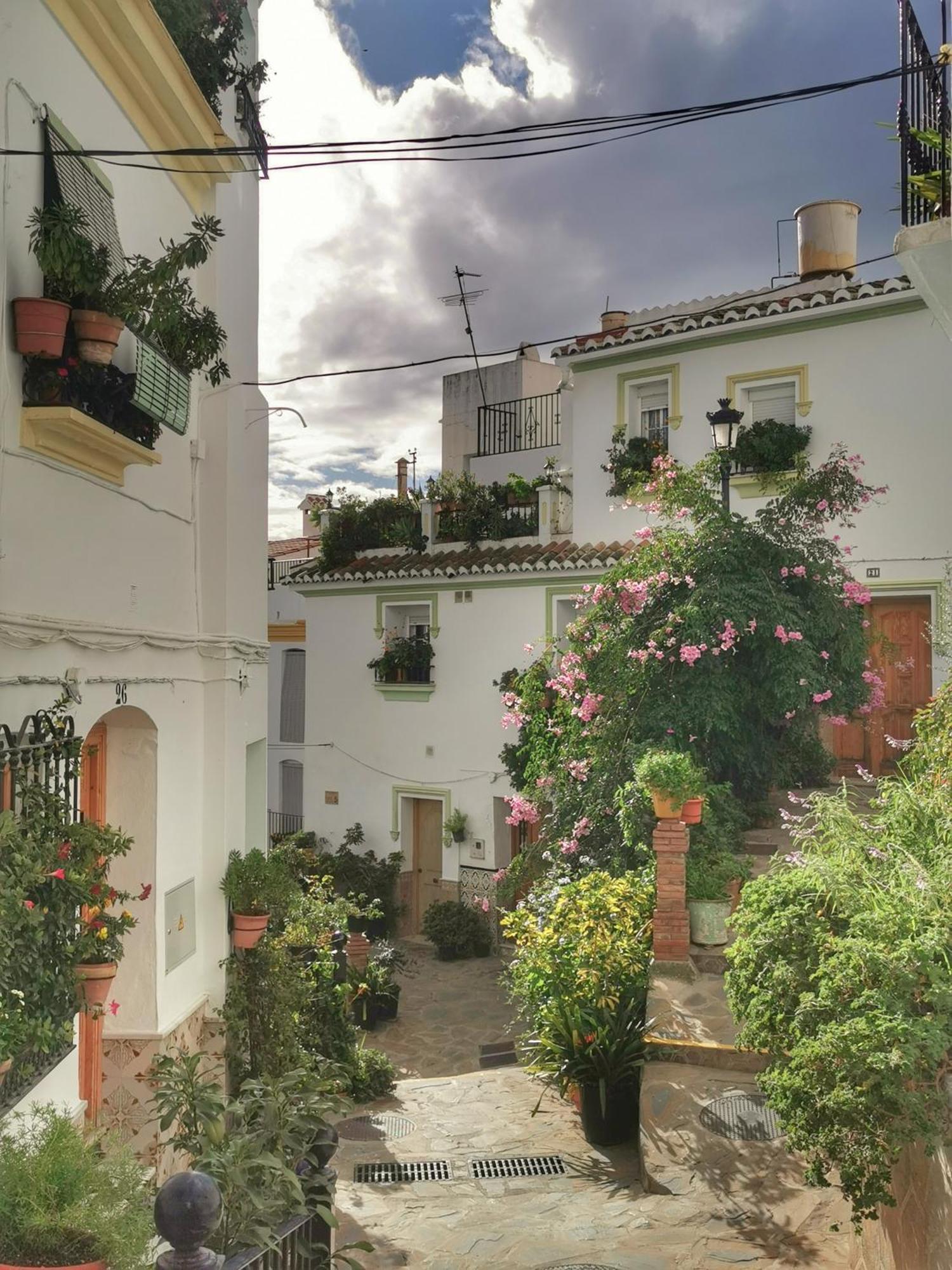 Casa Marlo, Spacious House In The Lively Centre Of Cómpeta Dış mekan fotoğraf